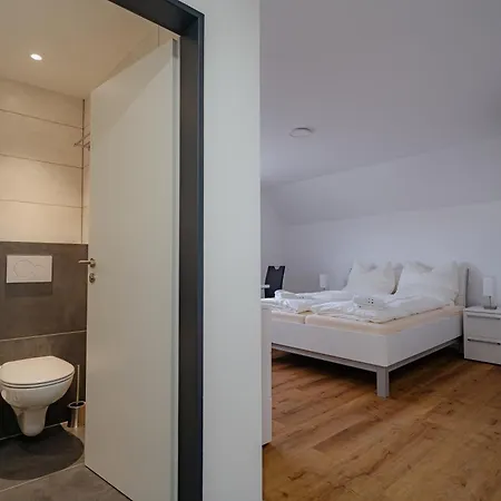 Stilvolle Mit Kueche & Parkplatz In Apartment *