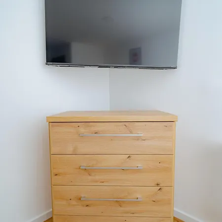 Apartment Stilvolle Mit Kueche & Parkplatz In Hardert