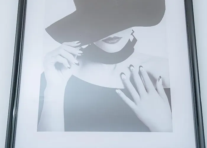 דירה Stilvolle Mit Kueche & Parkplatz In Hardert