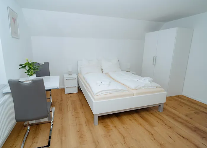 Stilvolle Mit Kueche & Parkplatz In