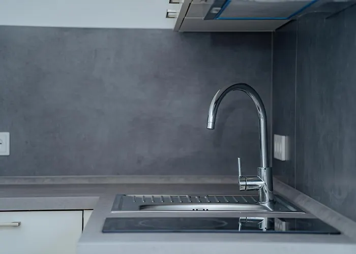 Stilvolle Mit Kueche & Parkplatz In *